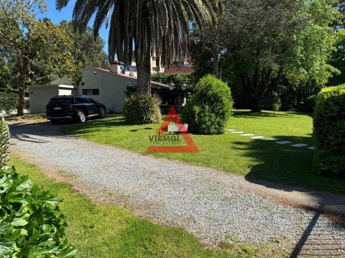 Casa ID.268 - Casa en venta 4 Dormitorios San Rafael