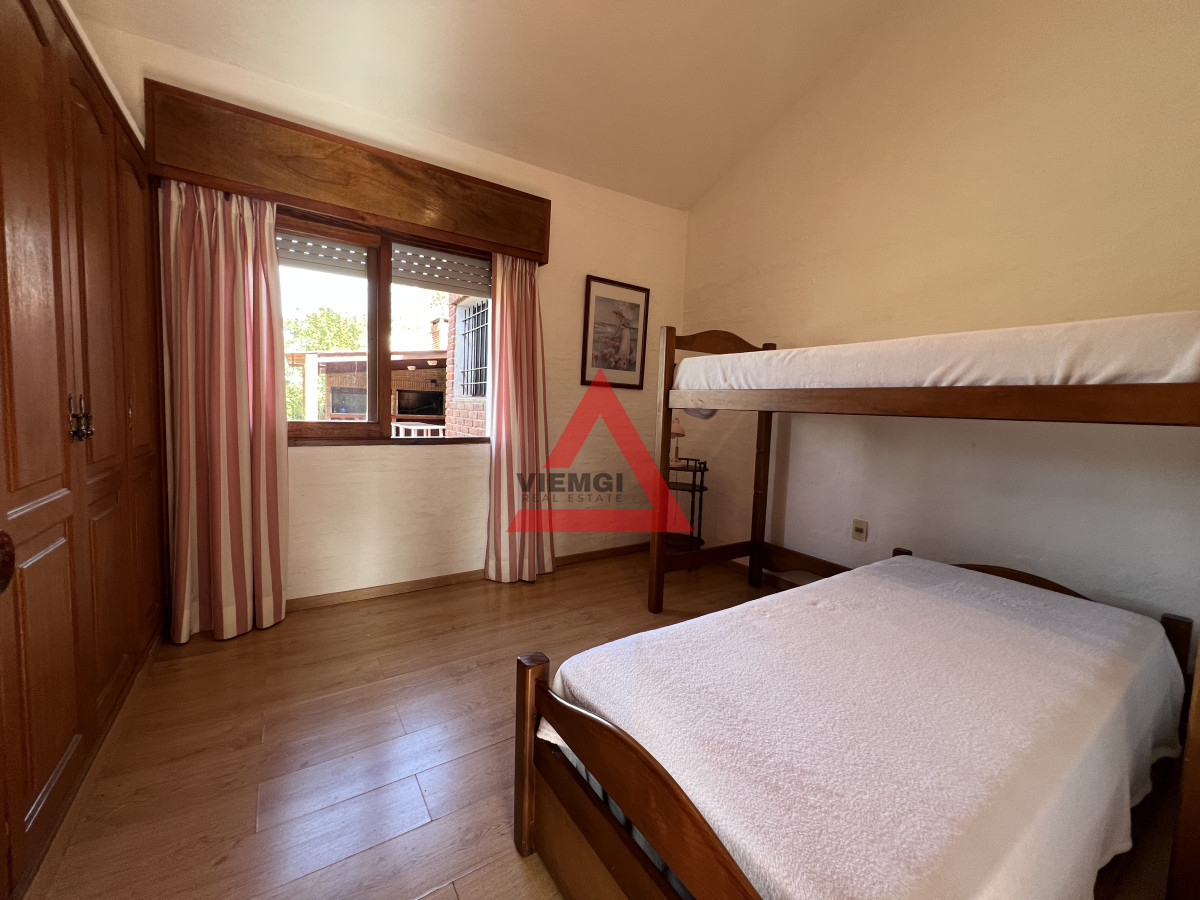 Casa ID.196 - Casa 3 dormitorios y 2 baños