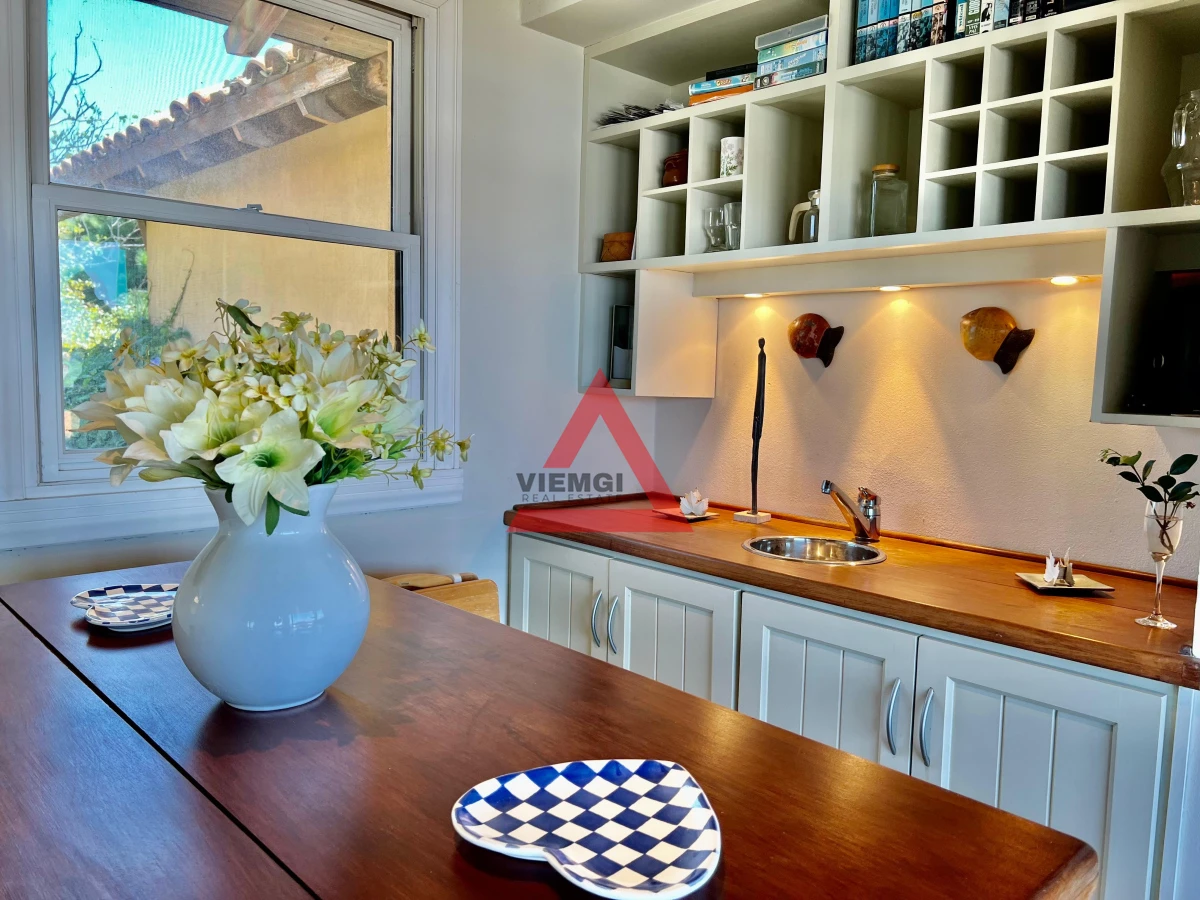 Casa ID.33 - Casa 4 Dormitorios en Barrio Privado Laguna Blanca - Punta del Este