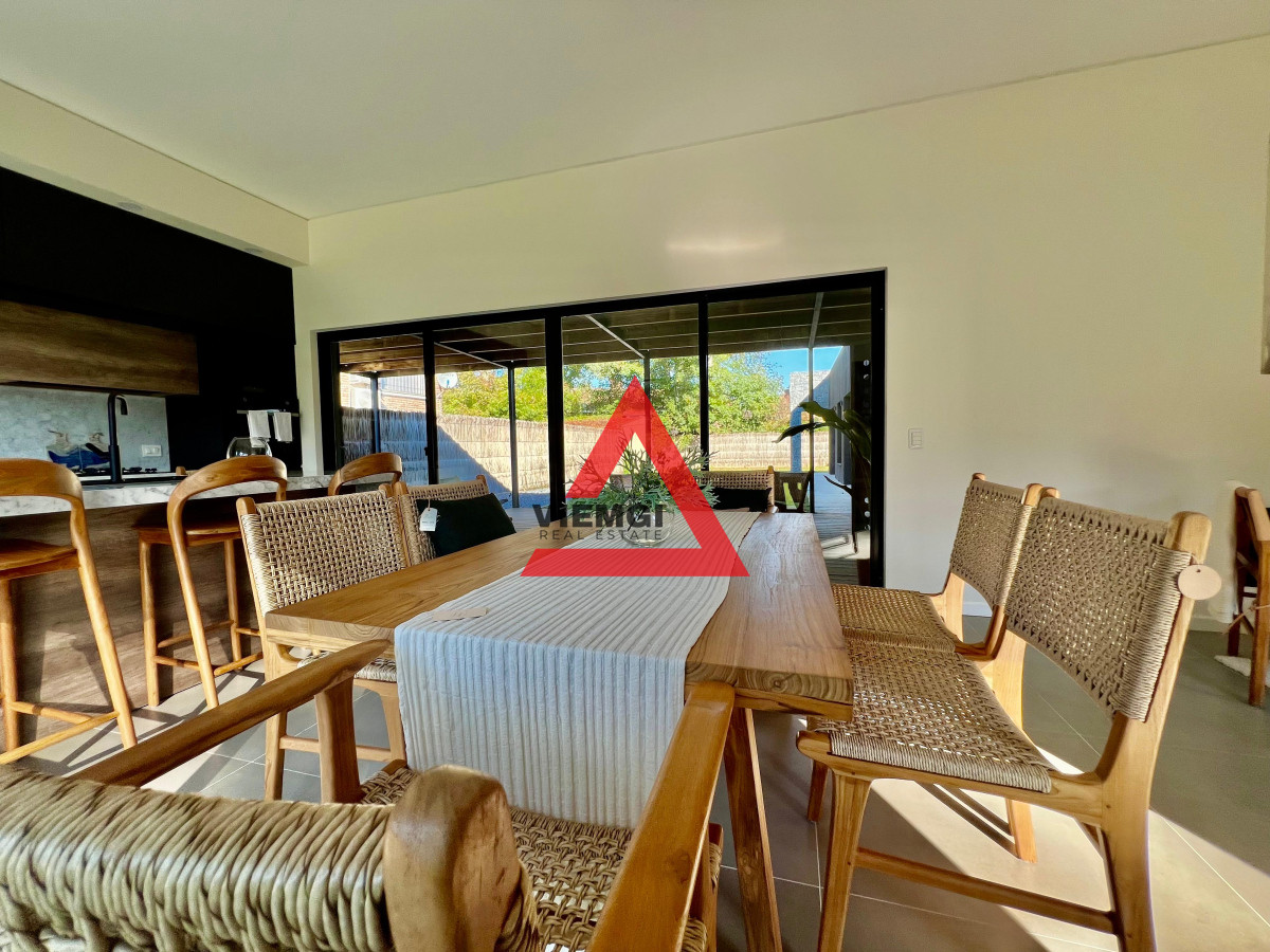 Casa ID.55 - Casa en San Rafael 3 dormitorios a estrenar, a metros del mar