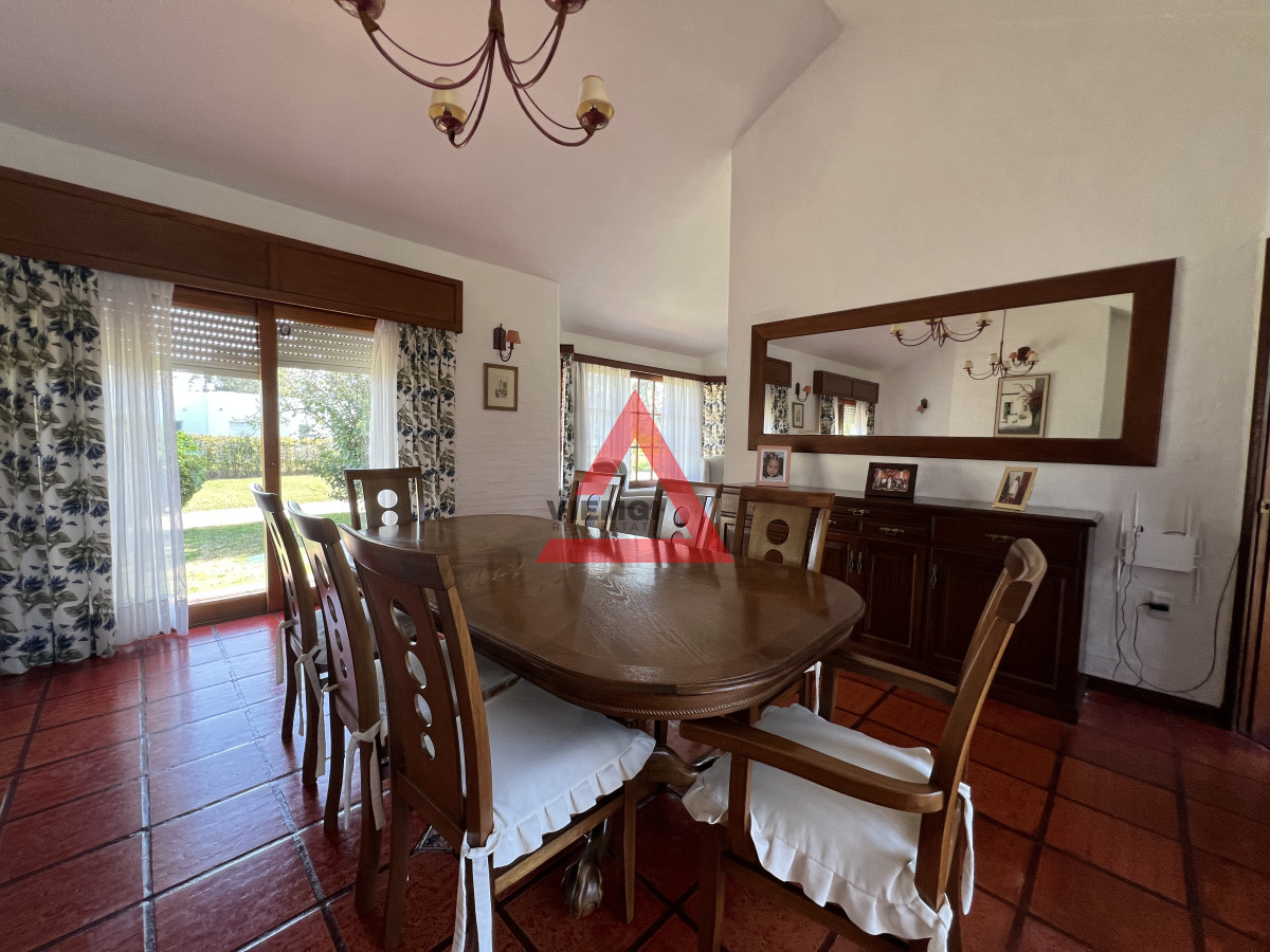 Casa ID.196 - Casa 3 dormitorios y 2 baños