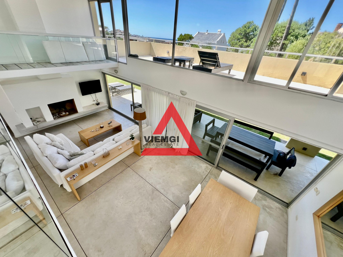 Casa ID.34 - Casa 4 Dormitorios en Barrio privado Laguna Blanca - Punta del Este