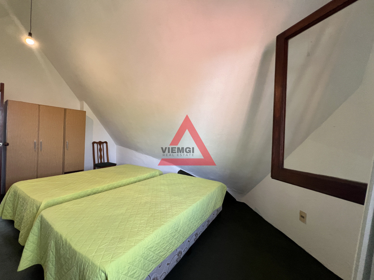 Casa ID.196 - Casa 3 dormitorios en Venta con piscina y jardín en Barrio Marly, Punta del Este