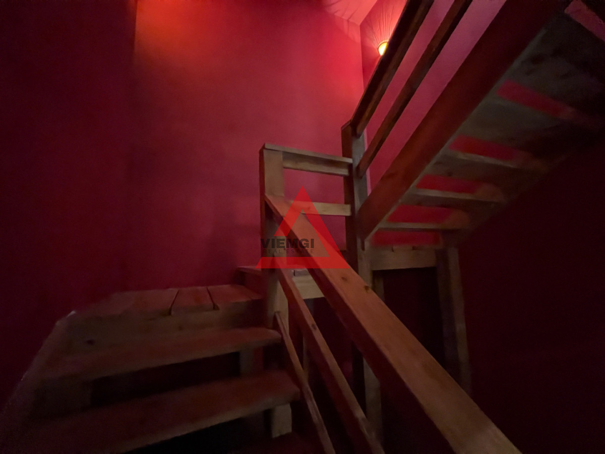 Casa ID.225 - Casa 6 dormitorios  Frente al mar Playa Mansa Punta del Este 