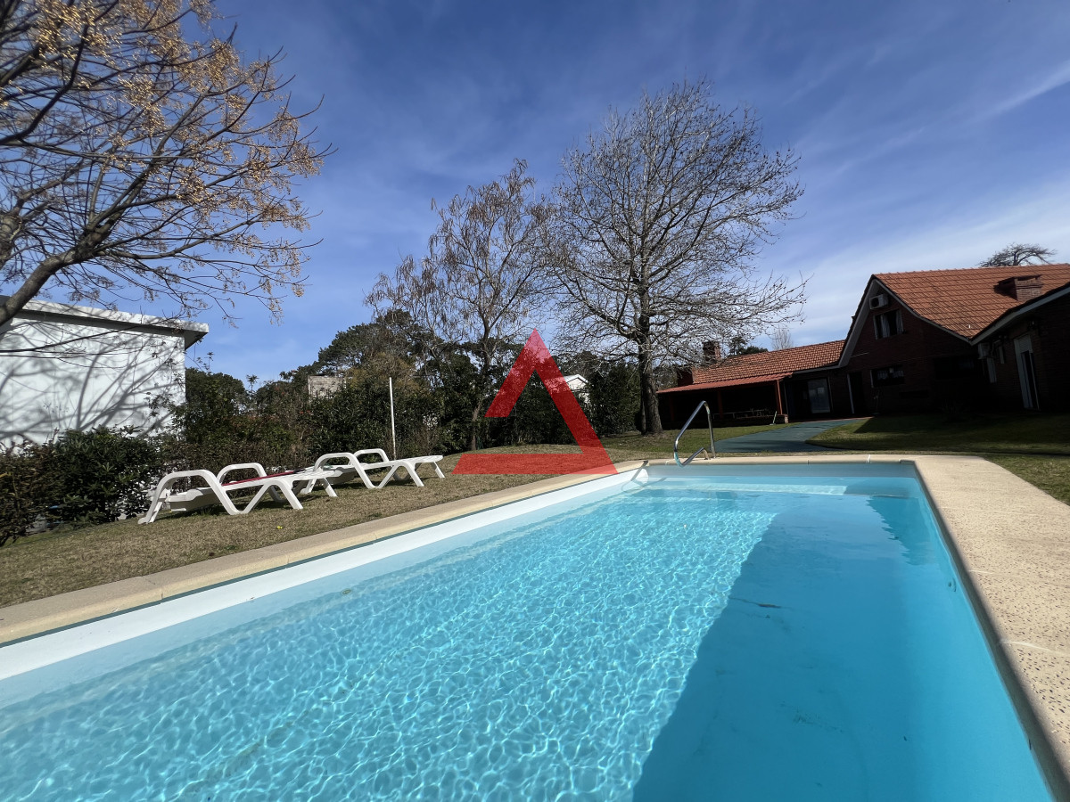 Casa ID.196 - Casa 3 dormitorios y 2 baños