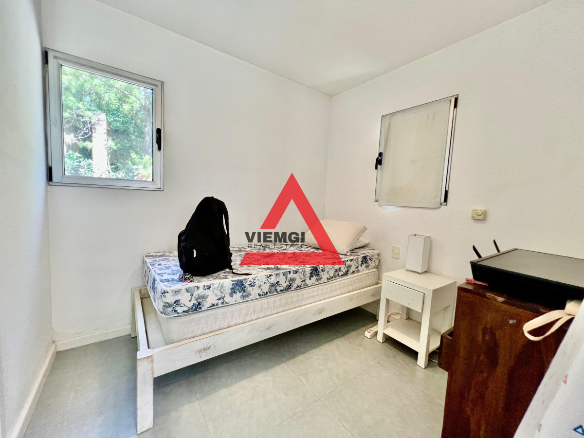Casa ID.34 - Casa 4 Dormitorios en Barrio privado Laguna Blanca - Punta del Este