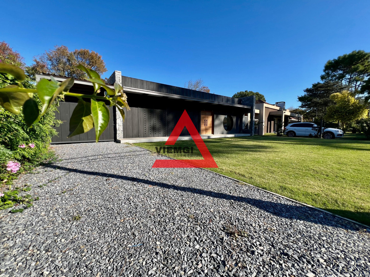 Casa ID.55 - Casa en San Rafael 3 dormitorios a estrenar, a metros del mar
