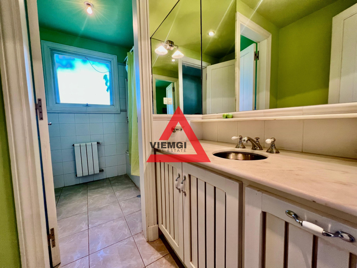 Casa ID.33 - Casa 4 Dormitorios en Barrio Privado Laguna Blanca – Punta del Este