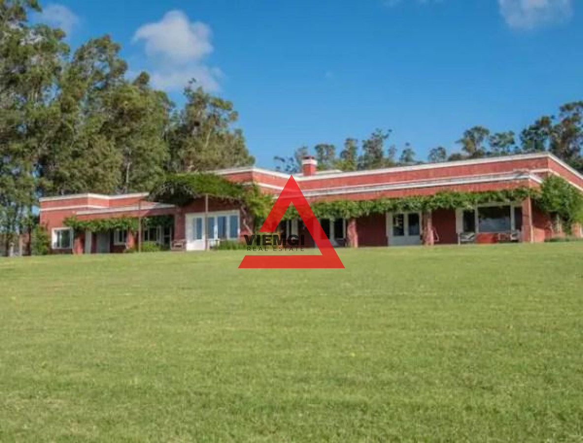 Chacra ID.47 - Chacra de Lujo en La Barra – 5 Dormitorios, Piscina y Sauna - Cerro Eguzquiza
