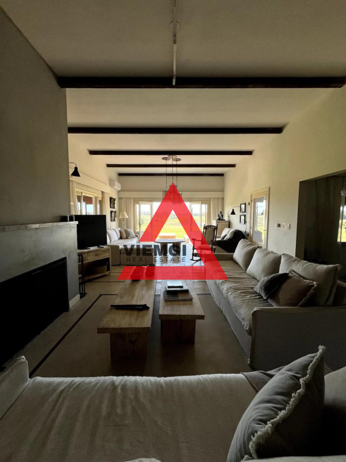 Chacra ID.47 - Chacra de Lujo en La Barra – 5 Dormitorios, Piscina y Sauna - Cerro Eguzquiza