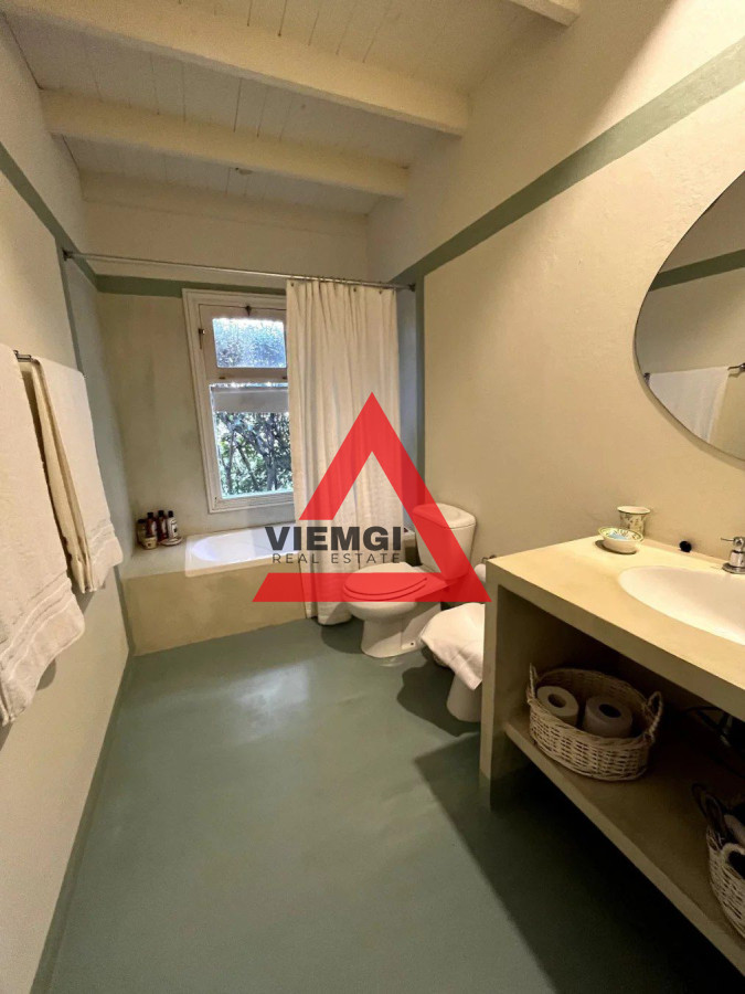 Chacra ID.47 - Chacra de Lujo en La Barra – 5 Dormitorios, Piscina y Sauna - Cerro Eguzquiza