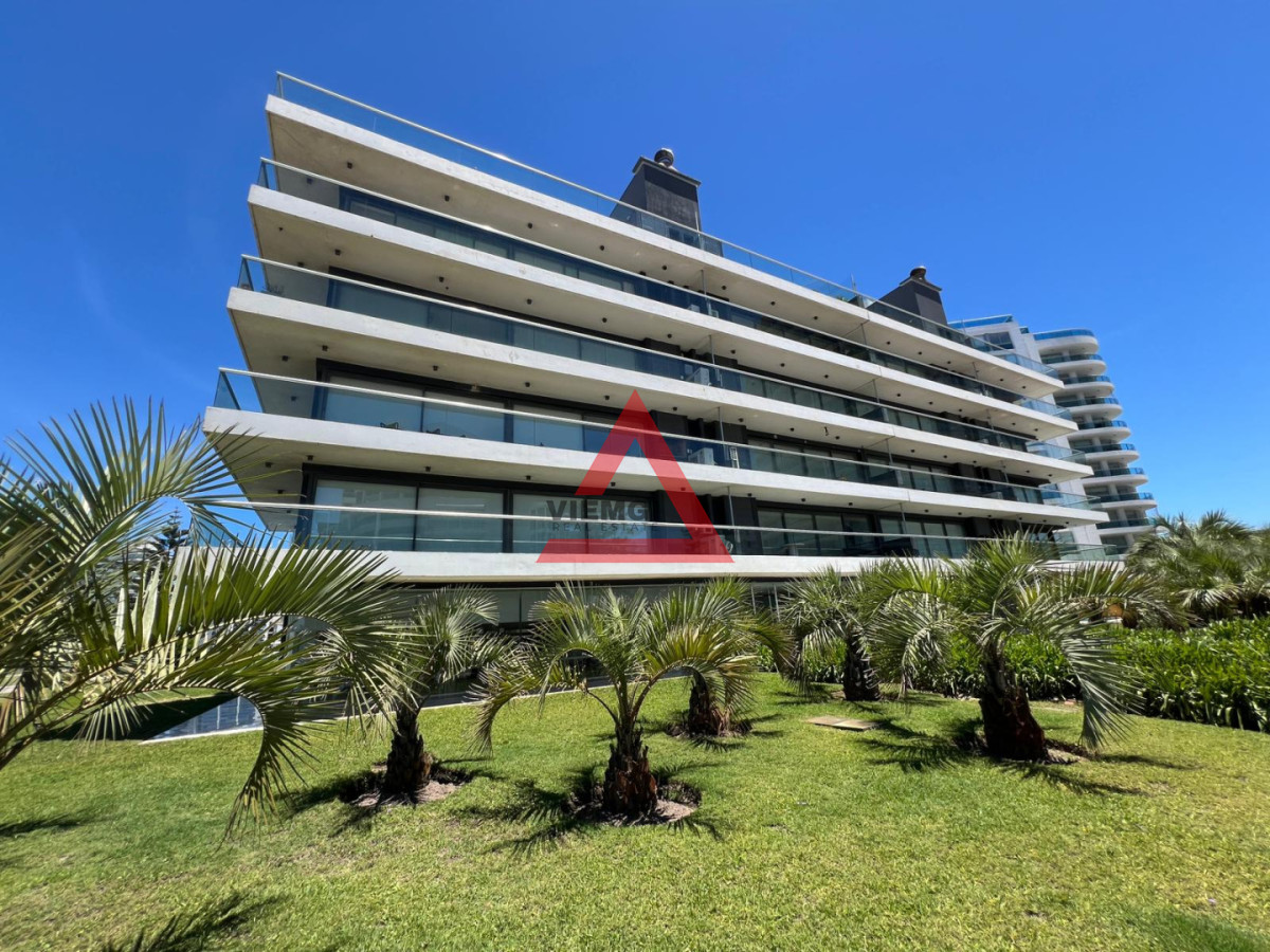 Apartamento ID.269 - Alquiler Apartamento 2 Dorm. Frente al Mar Playa Brava
