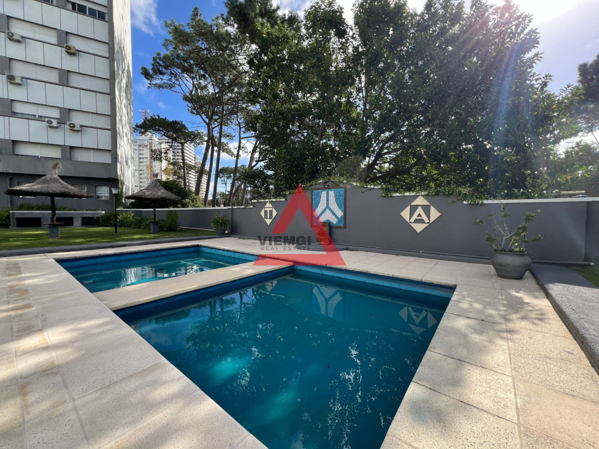 Apartamento ID.267 - Apartamento en Venta Piso Alto de 2 dormitorios en Roosevelt 