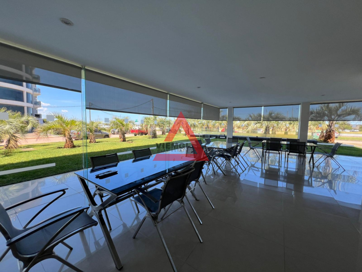 Apartamento ID.269 - Alquiler Apartamento 2 Dorm. Frente al Mar Playa Brava