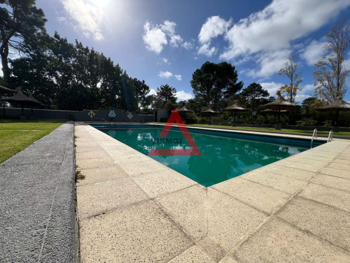 Apartamento ID.267 - Apartamento en Venta Piso Alto de 2 dormitorios en Roosevelt 