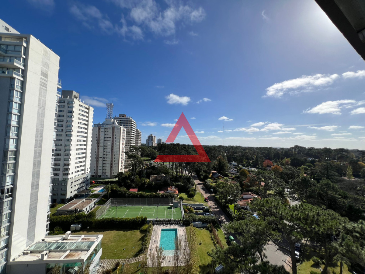 Apartamento ID.267 - Apartamento en Venta Piso Alto de 2 dormitorios en Roosevelt 