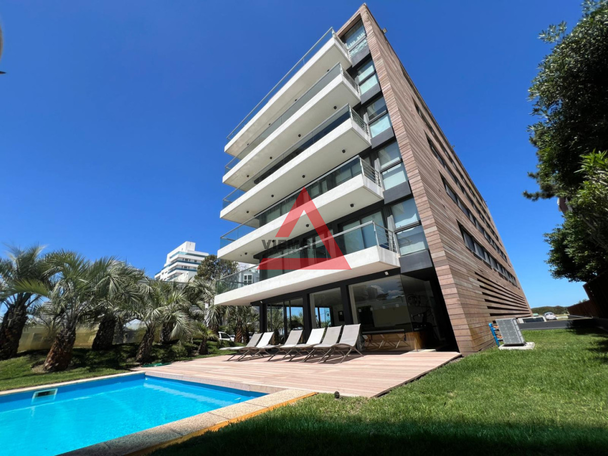 Apartamento ID.269 - Alquiler Apartamento 2 Dorm. Frente al Mar Playa Brava
