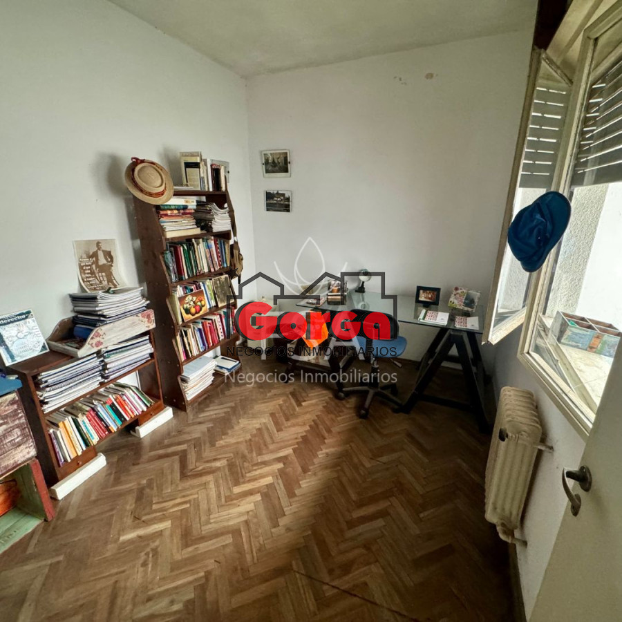 Apartamento ID.497 - Venta Apartamento 3 Plantas 6 Dormitorios 4 Baños 350 mts Barrio Sur Montevideo E