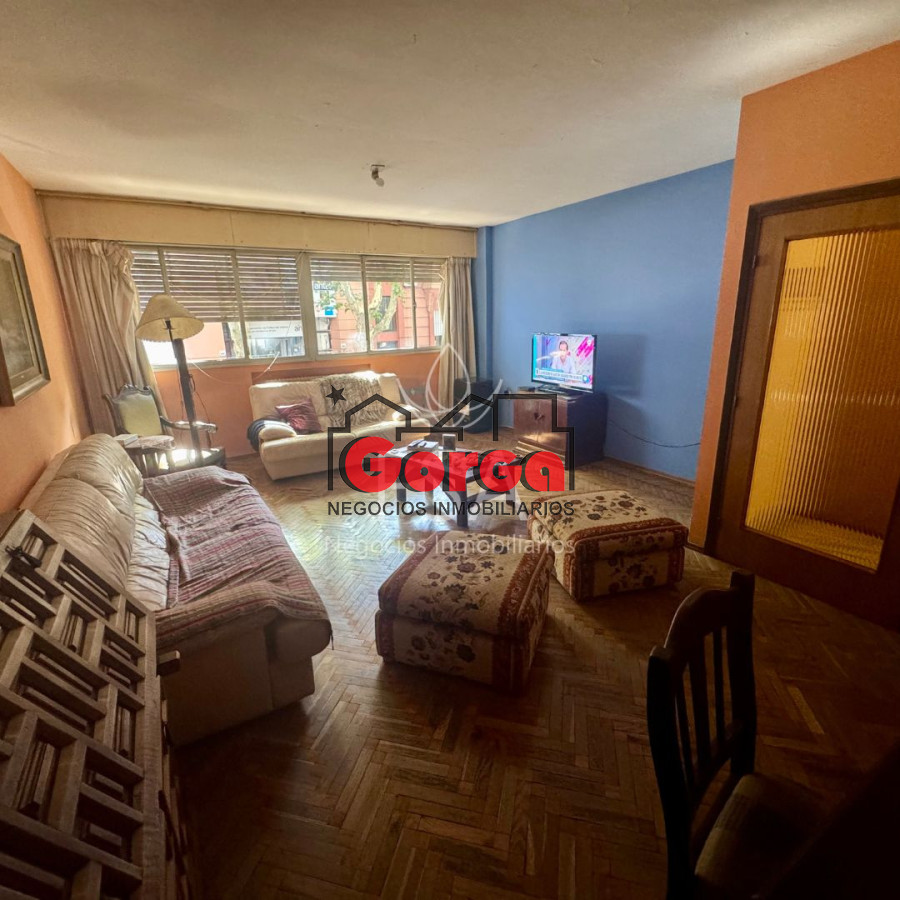 Apartamento ID.497 - Venta Apartamento 3 Plantas 6 Dormitorios 4 Baños 350 mts Barrio Sur Montevideo E