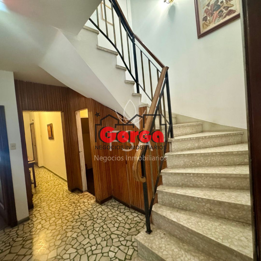 Apartamento ID.497 - Venta Apartamento 3 Plantas 6 Dormitorios 4 Baños 350 mts Barrio Sur Montevideo E