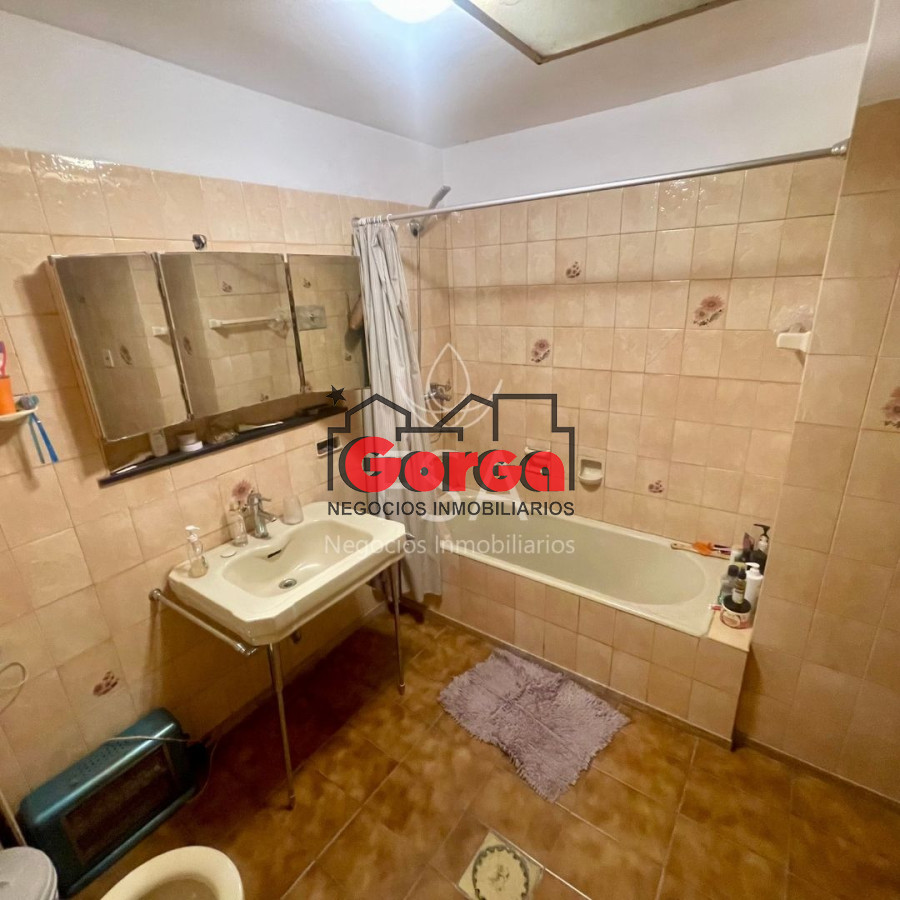 Apartamento ID.497 - Venta Apartamento 3 Plantas 6 Dormitorios 4 Baños 350 mts Barrio Sur Montevideo E