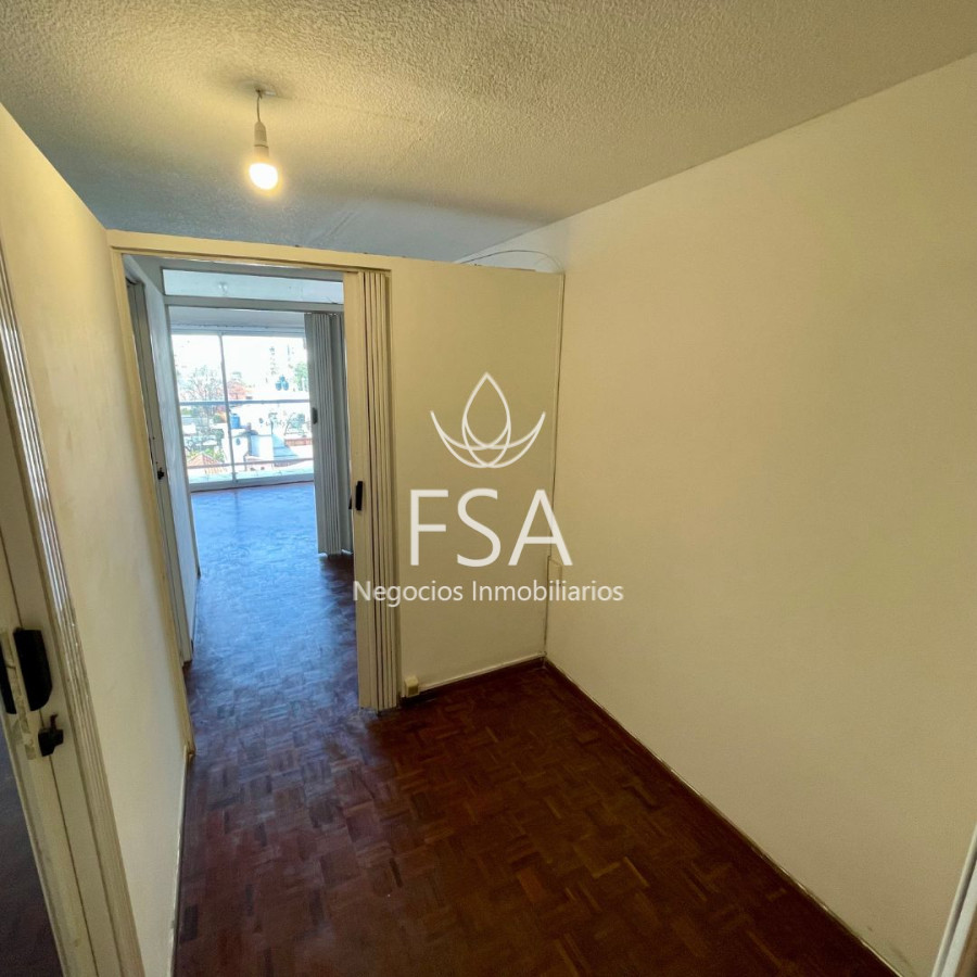 Apartamento ID.365 - Alquiler Apartamento Monoambiente con Divisiones Balcón Pocitos Montevideo St
