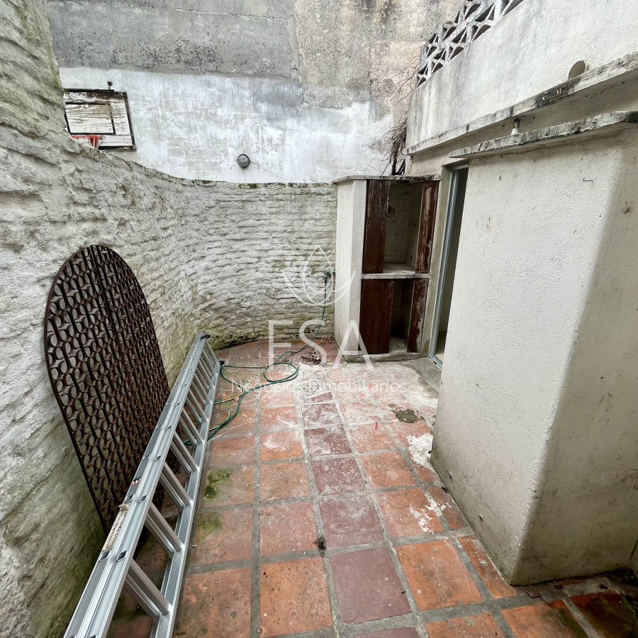 Apartamento ID.313 - Alquiler Apartamento 1 Dormitorio 2 Baños Terraza Patio Palermo Montevideo St
