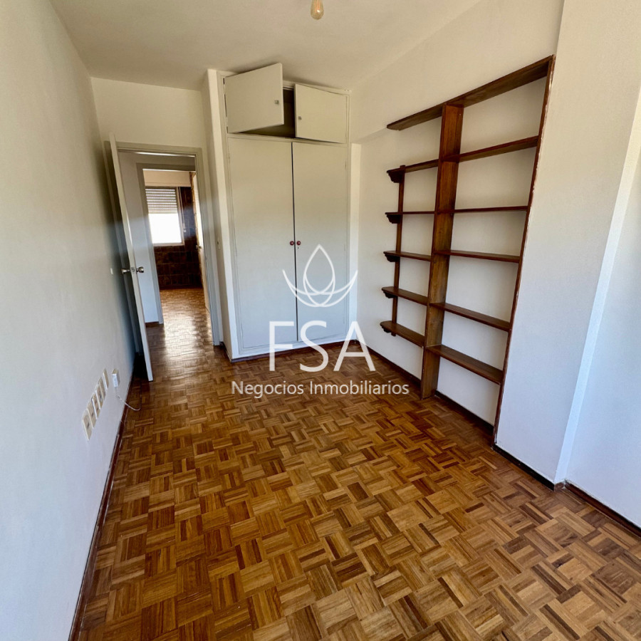 Apartamento ID.422 - Alquiler Apartamento 3 Dormitorios Garaje Punta Gorda Montevideo E