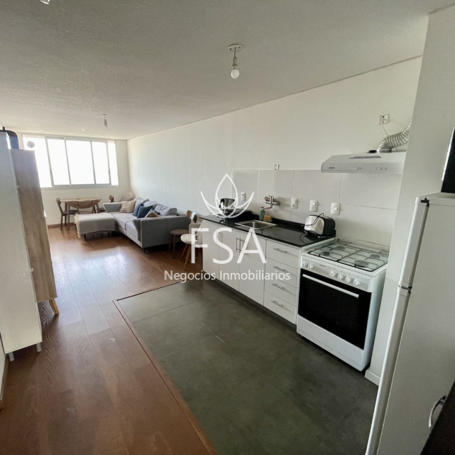 Apartamento ID.450 - Alquiler Apartamento 1 Dormitorio Amueblado Balcón Ciudad Vieja Montevideo St