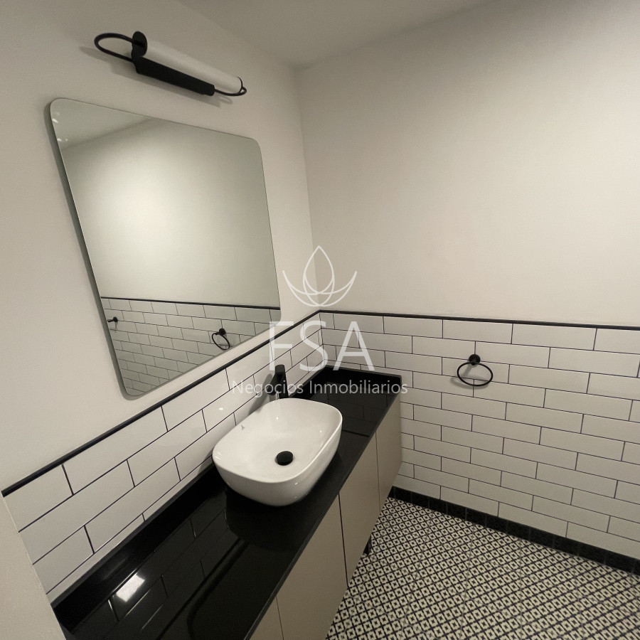 Apartamento ID.182 - Alquiler Apartamento Monoambiente Remodelado Ciudad Vieja Montevideo St