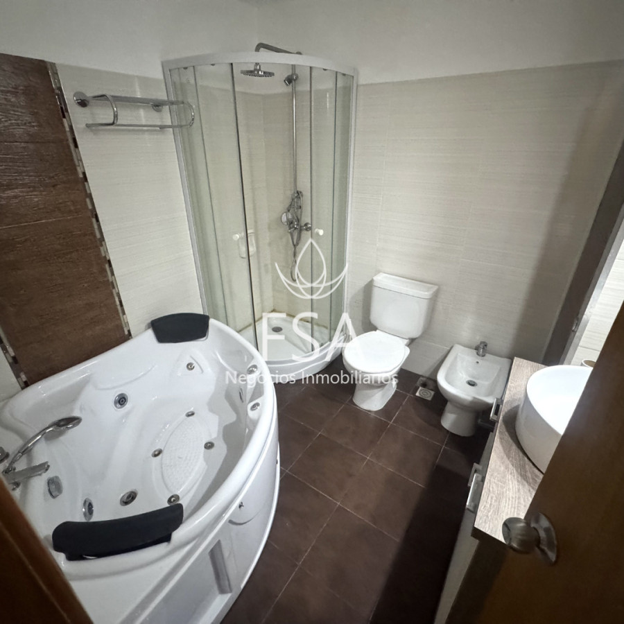 Apartamento ID.443 - Venta Apartamento 2 Dormitorios Garaje Parque Rodó Montevideo E