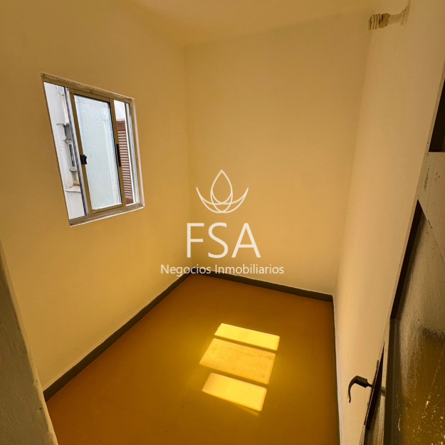 Apartamento ID.425 - Alquiler Apartamento 2+1 Dormitorios Centro Montevideo E