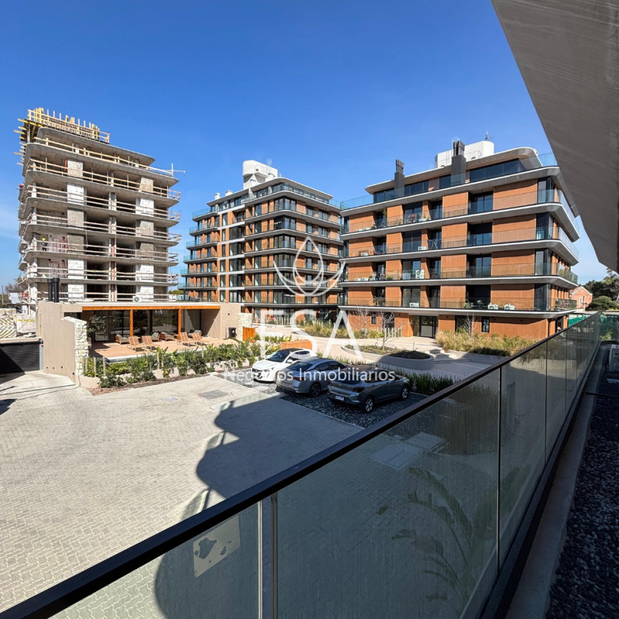 Apartamento ID.327 - Venta Apartamento 2 Dormitorios A estrenar Terraza con parrillero Barra de Carrasco Canelones 105E F