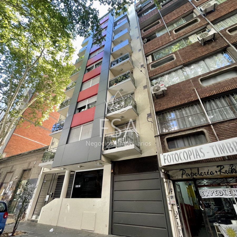 Apartamento ID.52 - Venta Apartamento 1 Dormitorio Balcón Con Renta Centro Montevideo St