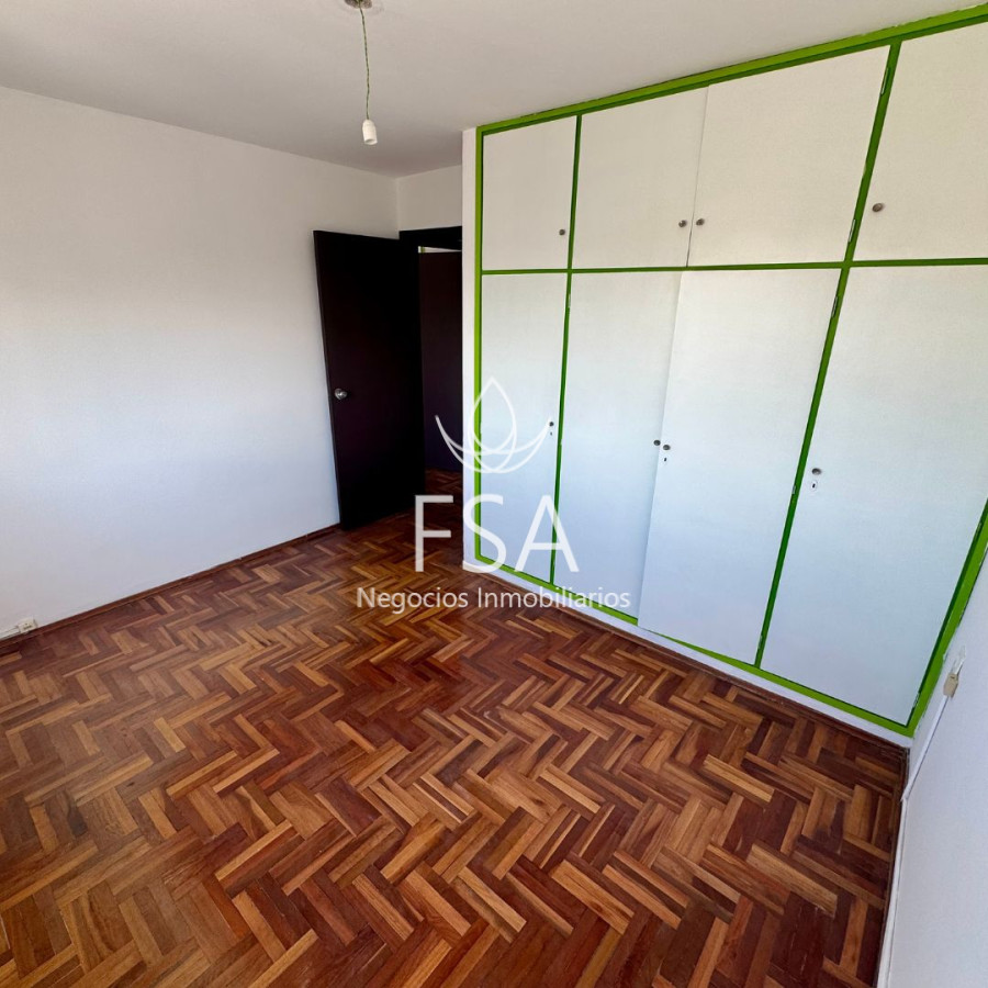 Apartamento ID.183 - Alquiler Apartamento 2 Dormitorios Terraza Centro Montevideo E