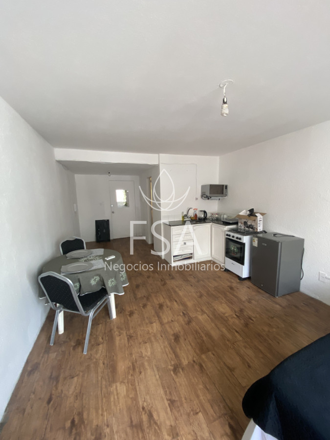 Apartamento ID.110 - Venta Monoambiente Amoblado con Renta Cordón Montevideo Ev