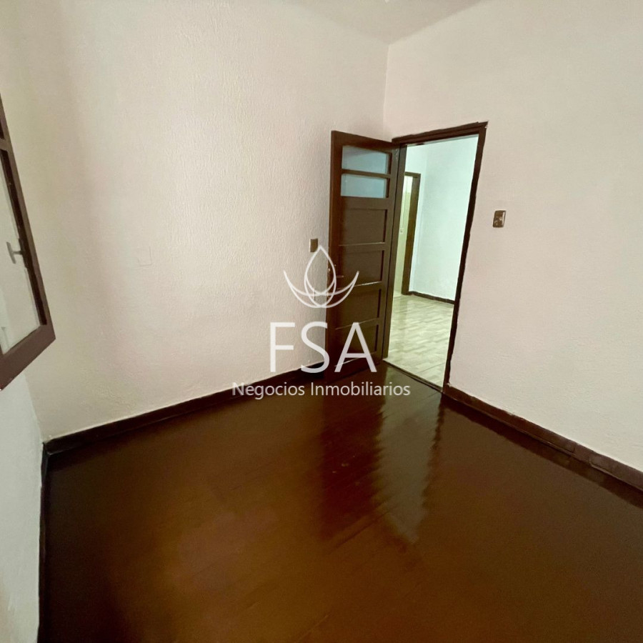 Apartamento ID.411 - Alquiler Apartamento 2 Dormitorios Patio Centro Montevideo St