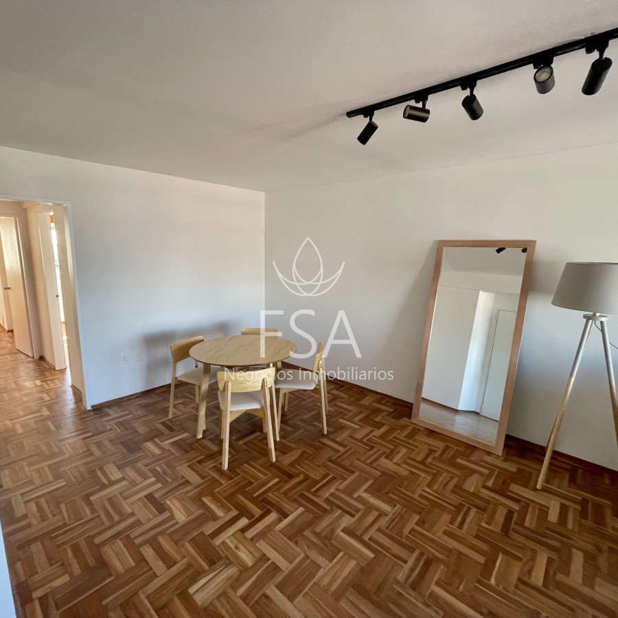 Apartamento ID.338 - Alquiler Apartamento 2 Dormitorio Amueblado Balcón Malvin Montevideo St