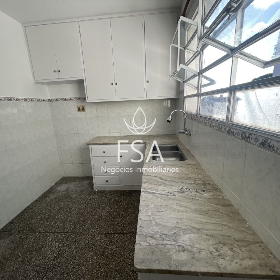 Apartamento ID.459 - Alquiler Apartamento 2 Dormitorios Garaje Tres Cruces Montevideo St