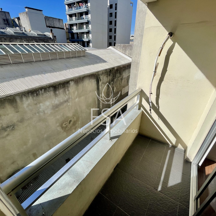 Apartamento ID.52 - Venta Apartamento 1 Dormitorio Balcón Centro Montevideo St