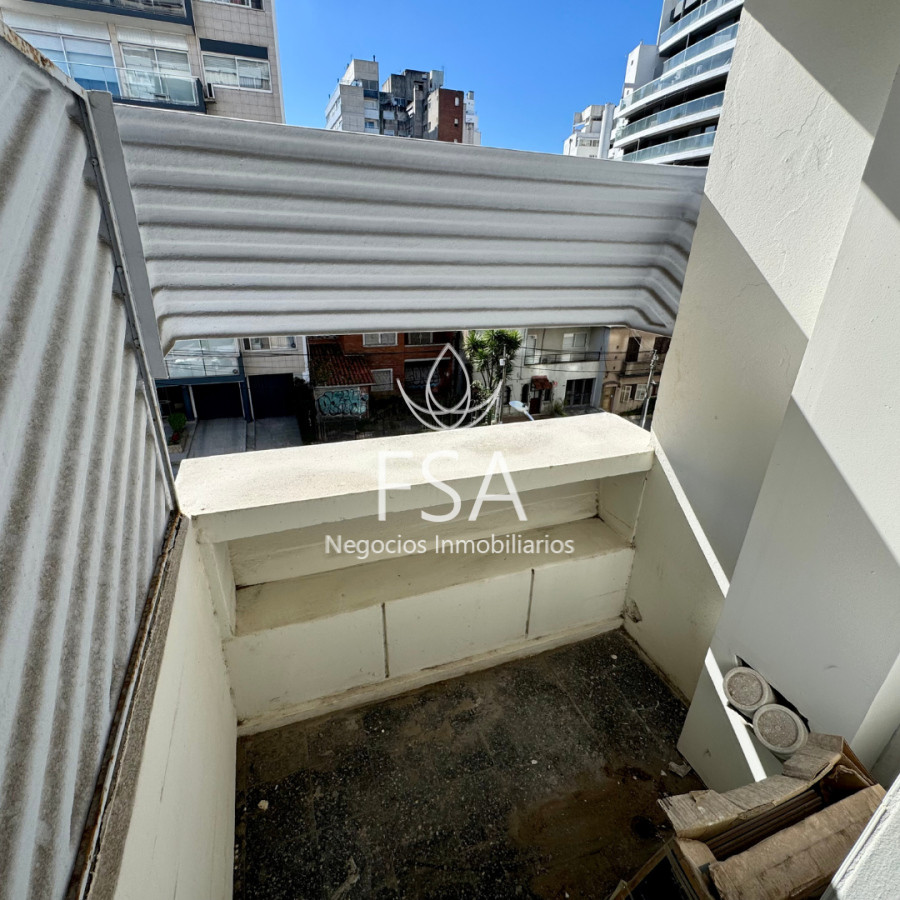 Apartamento ID.254 - Venta Apartamento 2 Dormitorios Garaje Punta Carretas Montevideo E