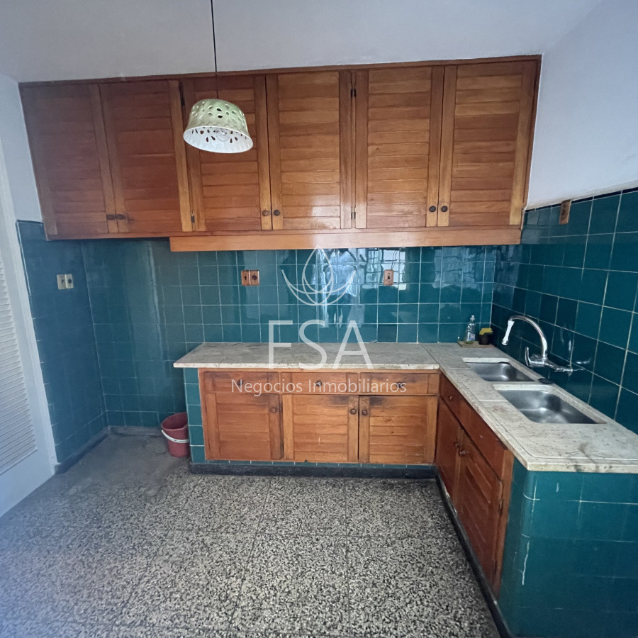 Apartamento ID.90 - Venta Apartamento 4 Dormitorios 2 Baños Garage Punta Carretas Montevideo St