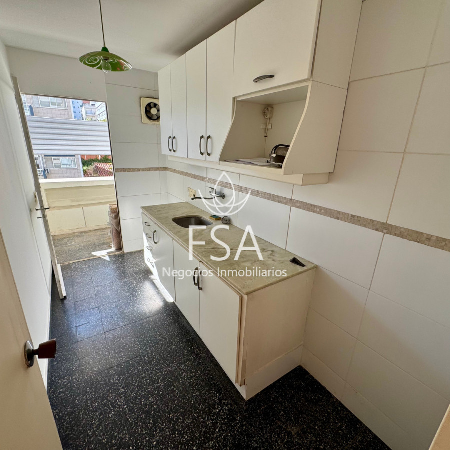 Apartamento ID.254 - Venta Apartamento 2 Dormitorios Garaje Punta Carretas Montevideo E