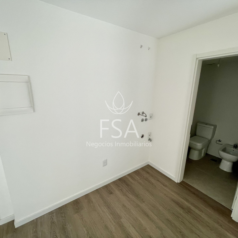 Apartamento ID.321 - Venta Apartamento 2 Dormitorios A Estrenar Con Patio Parque Batlle Montevideo St
