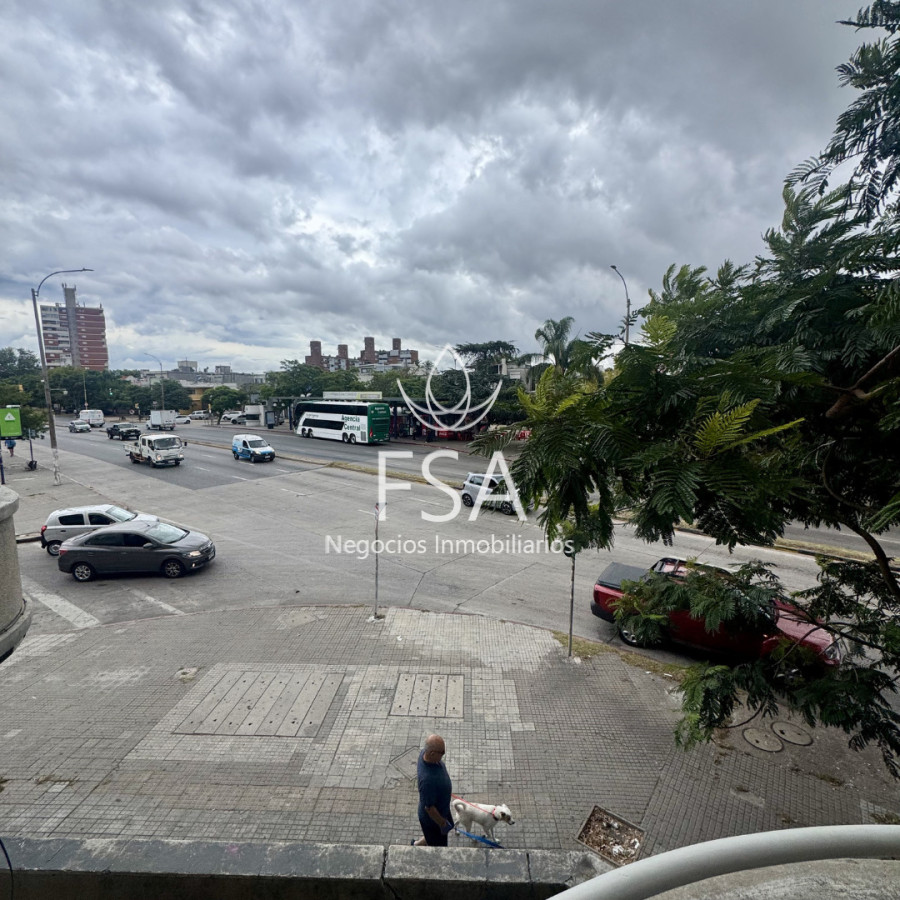 Apartamento ID.448 - Alquiler Apartamento 3 Dormitorios Balcón Prado Montevideo E