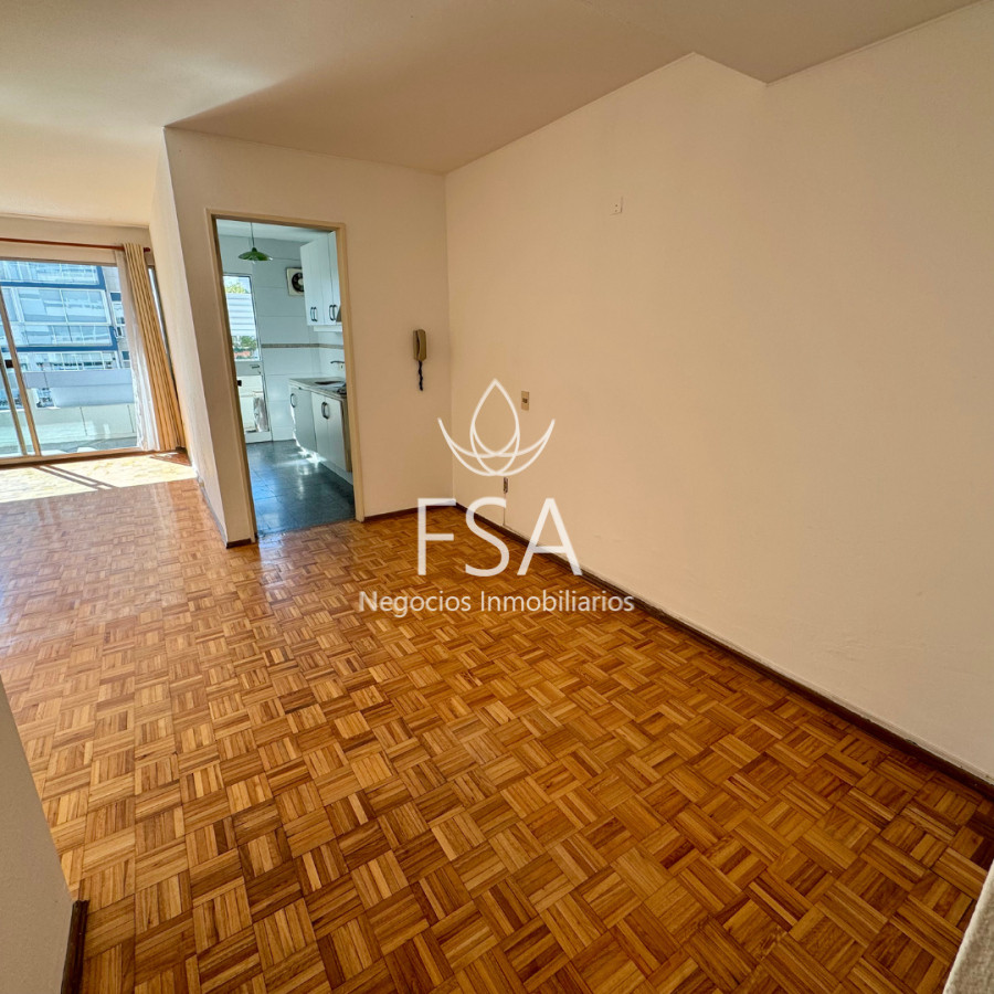 Apartamento ID.254 - Venta Apartamento 2 Dormitorios Garaje Punta Carretas Montevideo E