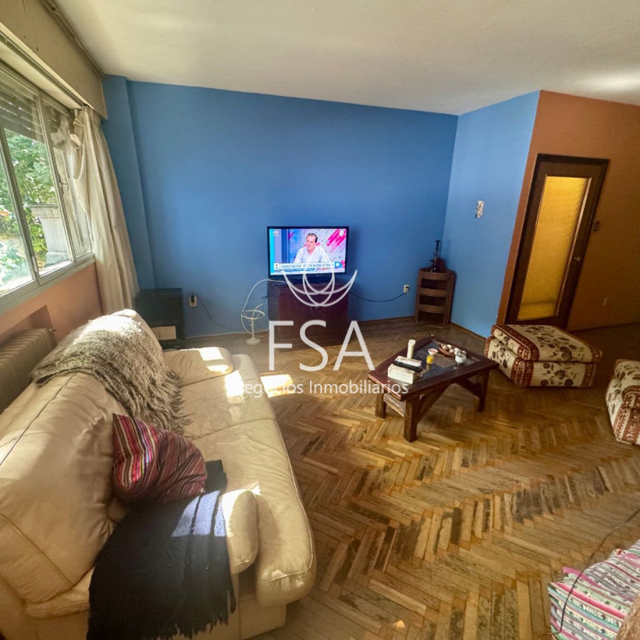 Apartamento ID.138 - Venta Apartamento 3 Plantas 6 Dormitorios 4 Baños 350 mts Barrio Sur Montevideo E