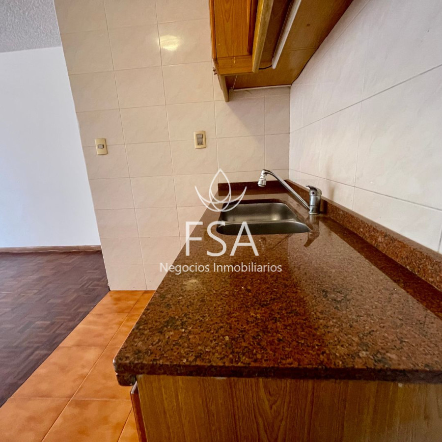 Apartamento ID.364 - Alquiler Apartamento Monoambiente Balcón al Frente Pocitos Montevideo St