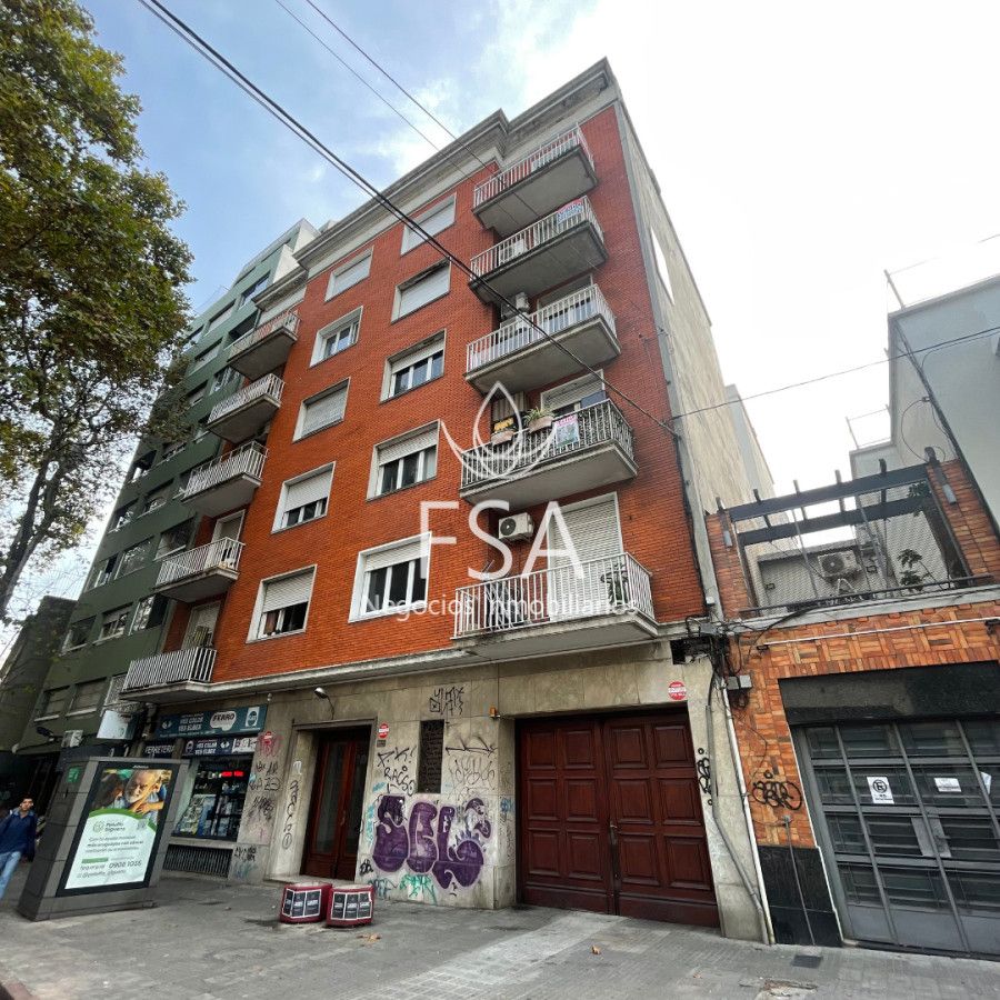 Apartamento ID.255 - Alquiler Apartamento 2 Dormitorios 2 Baños Garage Cordón Montevideo G