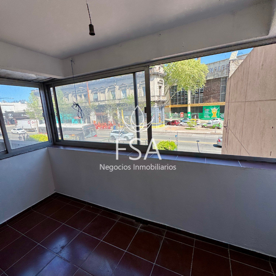 Apartamento ID.361 - Alquiler Apartamento 2 Dormitorios Balcón Garaje Aguada Montevideo E